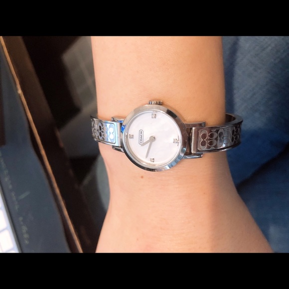 Coach watch - Picture 3 of 7